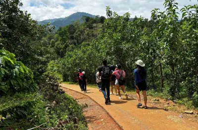 Cascade Bim Bip près de Buon Ma Thuot : Randonnée et baignade