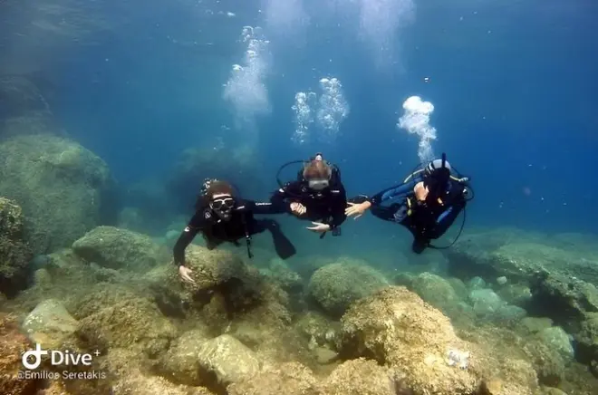 Plongée à Halkidiki : Première immersion découverte avec PADI