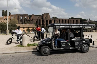 Descubra roma de carrinho de golfe com paradas na fontana di trevi, panteão e mercados locais. guia particular, paradas flexíveis e transporte incluído.