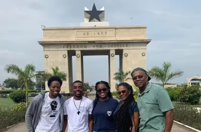 Tour por Accra: Mercado Makola, museus e aulas de percussão