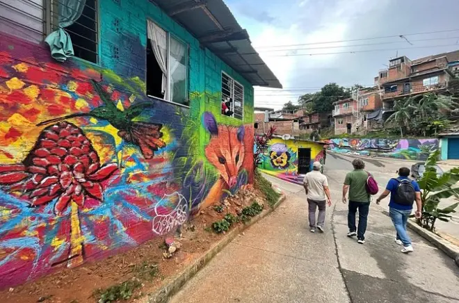 Commune 20 y Siloé en Cali: Guía local y teleférico