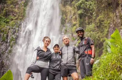 Gita di un giorno in e-bike a Materuni con tour del caffè da Moshi