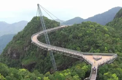 Langkawi Tour: Sky Bridge, Seilbahn & Eagle Square