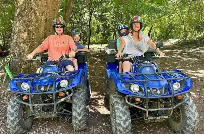 Guidare un ATV a Tamarindo: Sentieri nella giungla e villaggi