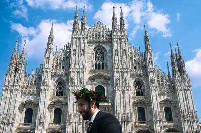 Private Milan Street Photography Tour: Learn from an Artist