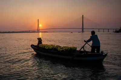 Marché flottant de Cai Rang au lever du soleil avec petit déjeuner