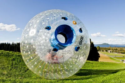Feel the rush rolling downhill inside a zorb ball at rotorua’s mt ngongotaha, with four wild tracks, hot tubs, and friendly staff. includes all rides and sauna.