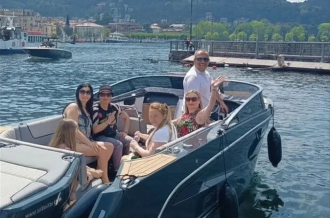 Privater Bootsausflug Comer See: ALFASTREET 25 Luxusyacht