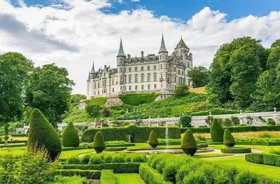 Dunrobin Castle & Loch Fleet Tour: Highland Shore Excursion
