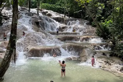 Tour privado de Montego Bay até Dunns River Falls