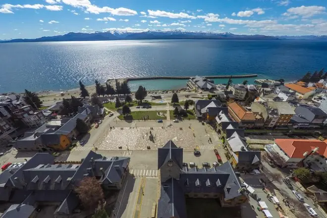 Da Puerto Varas a Bariloche: 3 laghi, 4 bus, passaggio frontiera