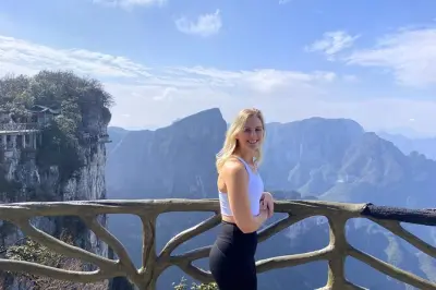 Tianmen-Berg Privattour: Skywalk & Glasbrücke