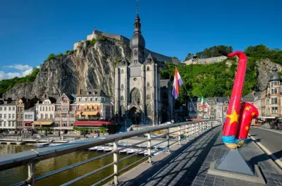 Dinant à pied : 2 h pour découvrir sites et saveurs locales