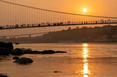 Rishikesh & Haridwar guided 8-hour car sightseeing tour