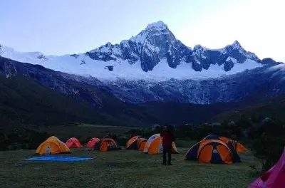 Trilha de 4 dias Santa Cruz na Cordillera Blanca saindo de Huaraz