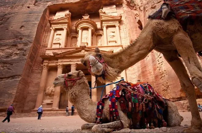Petra, Wadi Rum e Mar Morto em 2 dias saindo de Amman