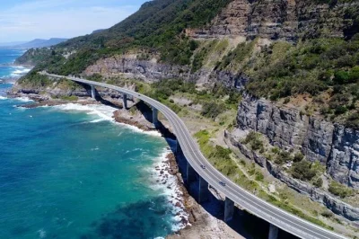 Descubra a costa sul de sydney em um tour gastronômico e vinícola—sea cliff bridge, cidra de maçã, queijos, chocolates, degustações em vinícolas e almoço na vila de berry.