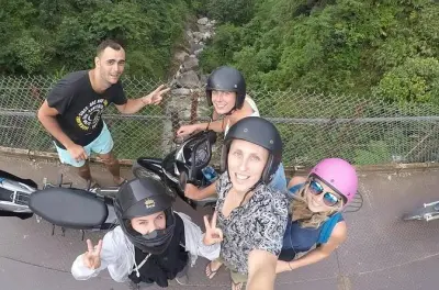 2-tägige Ha Giang Schleife: Dong Van Karstplateau mit Easy Rider