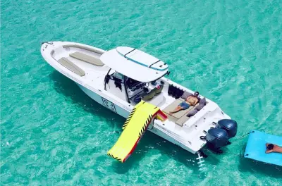 Snorkel em Saint-Martin: Barco privado com Pierre