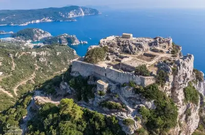 Snorkeling in Corfu: Private tour with guide to Paleokastritsa