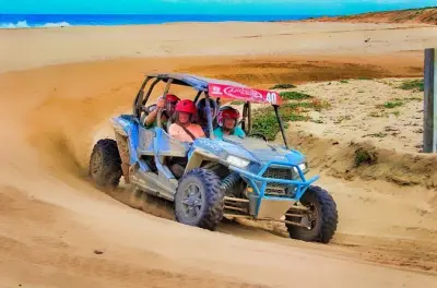 Passeio de UTV Polaris RZR até a praia Migriño no deserto da Baja