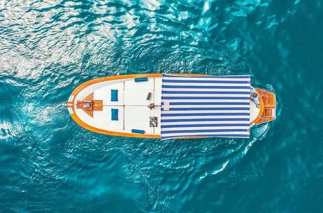 Bateau privé Positano-Atrani : Baignade et grotte émeraude