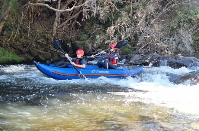 Rafting sur la rivière Yarra, rapides de classe 2/3 près de Melbourne