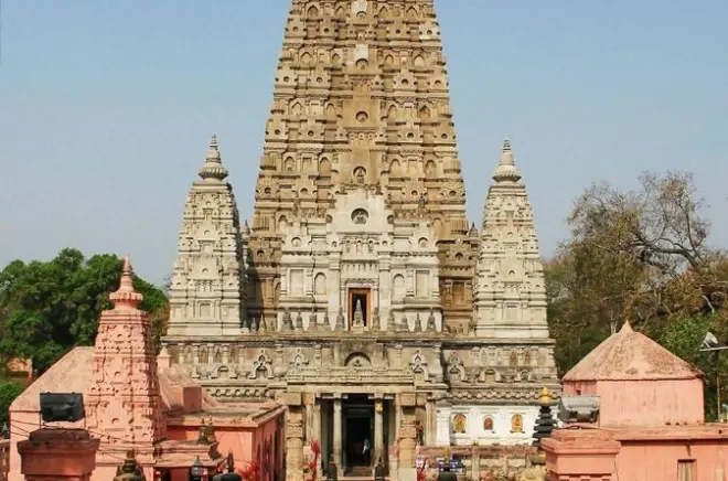 Tour privado de día completo por Gaya y Bodh Gaya hinduista y buda