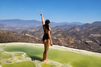 Hierve el Agua: Cachoeiras, mezcal e tecidos tradicionais