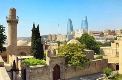 Baku : Vieille ville, Flame Towers et musées en visite privée