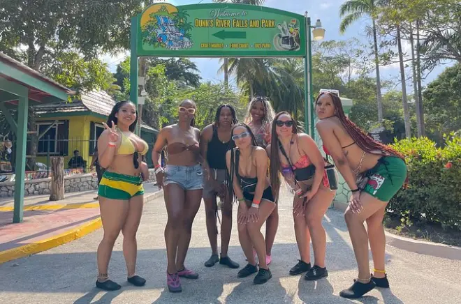 Zipline a Montego Bay: ATV, cavallo e Dunn's River