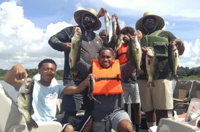 Private Pontoon Fishing Charter Lake Toho near Orlando