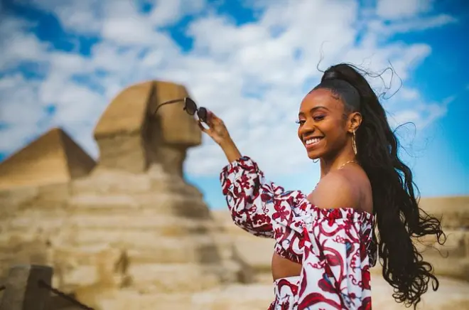 Photoshoot aux pyramides de Gizeh : Photos pro livrées le jour même