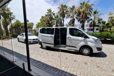 Privater Transfer von Lissabon nach Lagos: Tür-zu-Tür-Service