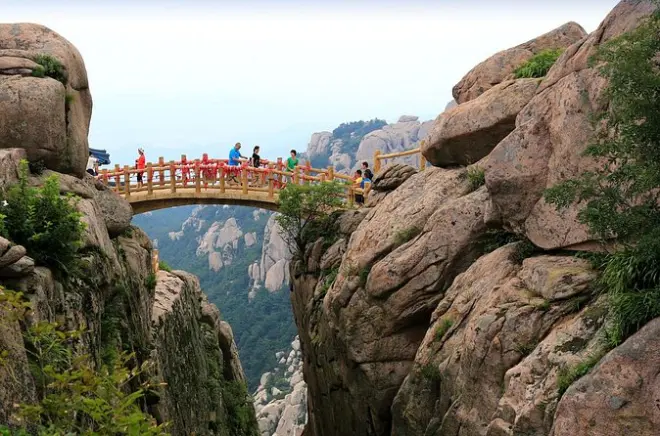 Private Tagestour Qingdao: Laoshan Berg & Zhan-Brücke