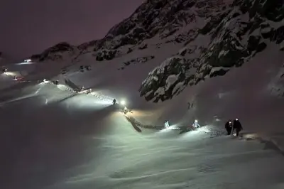 Caminhada noturna até a geleira Martial com jantar temático