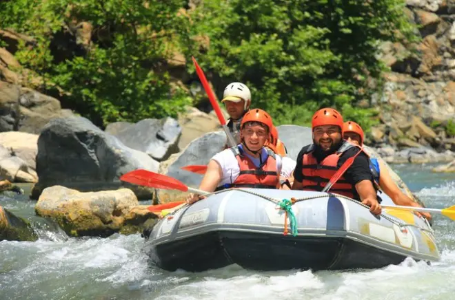 Rafting Dalaman River from Fethiye: Rapids and lunch included