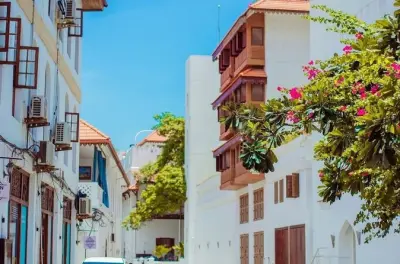 Visite de Zanzibar : Forêt de Jozani, ferme d’épices et Stone Town