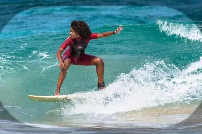 Lezioni di surf a São Vicente: Trasporto e attrezzatura inclusi