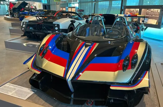 Fábricas Lamborghini, Ferrari e Pagani: 3 museus em Bologna