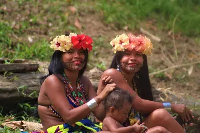 Chagres River tour from Panama City: Emberá village and waterfall