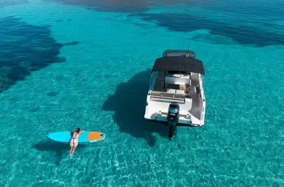 Snorkeling a San Antonio: Barca privata per la Grotta dell'Amore