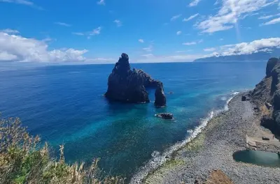 Porto Moniz tour privado: Piscinas naturales, cascadas, playa