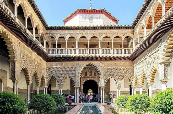 Sevilla privat ab Costa del Sol: Königspalast und Kathedrale entdecken