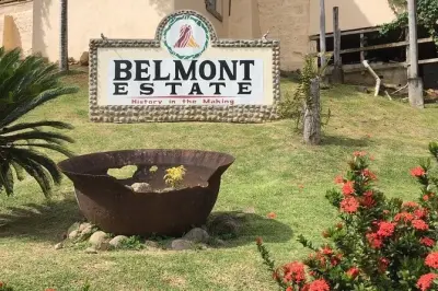 Tour de día completo en Granada: Belmont Estate, ron y Grand Etang