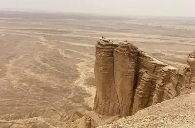Edge of the World desde Riyadh: Jeep o SUV privado