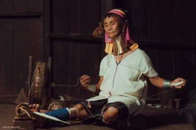 Explore loikaw’s kayan villages, meet long neck women, enjoy a traditional lunch, and discover local crafts on this authentic ethnic culture tour.