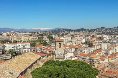 Visite privée de Cannes avec guide local : Monuments historiques