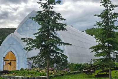 Chena Hot Springs : Bain dans des eaux minérales naturelles