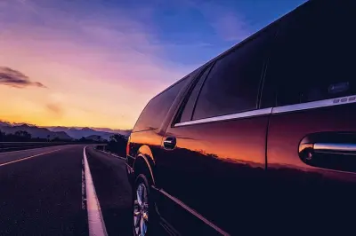 Privater Flughafentransfer zu Hotels in Cabo Zone 3: Fahrer erwartet Sie draußen